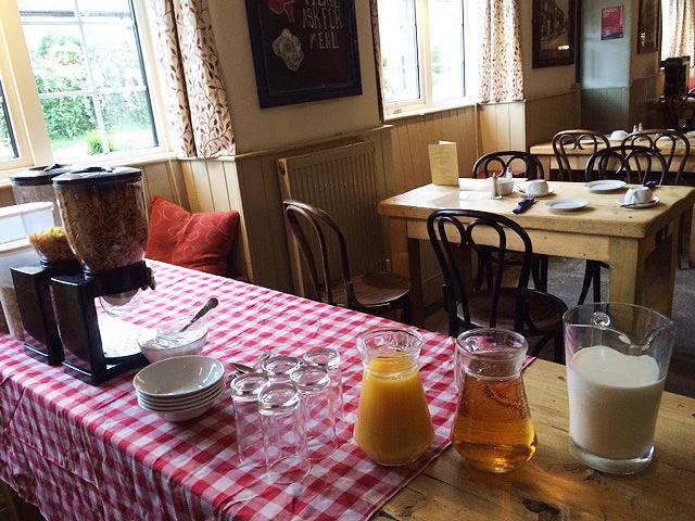 Cross Keys Inn 5*